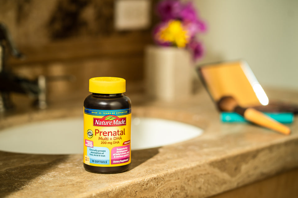 What to Look for in Prenatal Vitamins