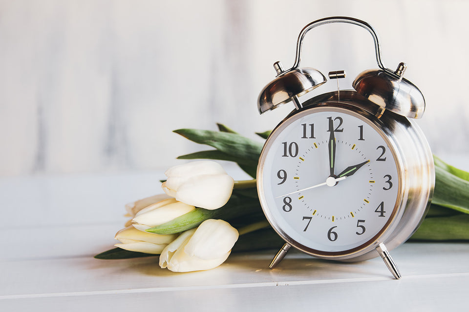 How to Adjust to Daylight Savings Time for Better Sleep
